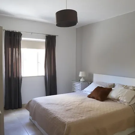 Newly Listed 3 Bedroom In St Julians Apartamento